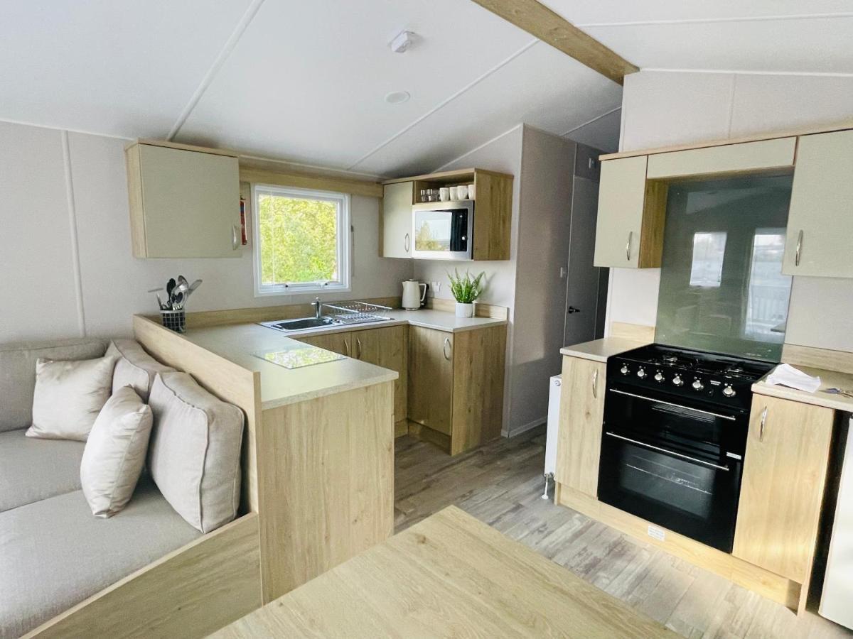 Hotel Curlews Nest, Rockley Park Poole Exteriér fotografie